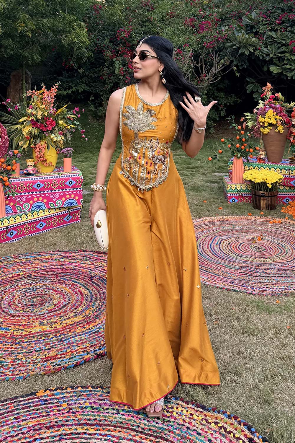 Shimoli Kapasi in Mustard Shira