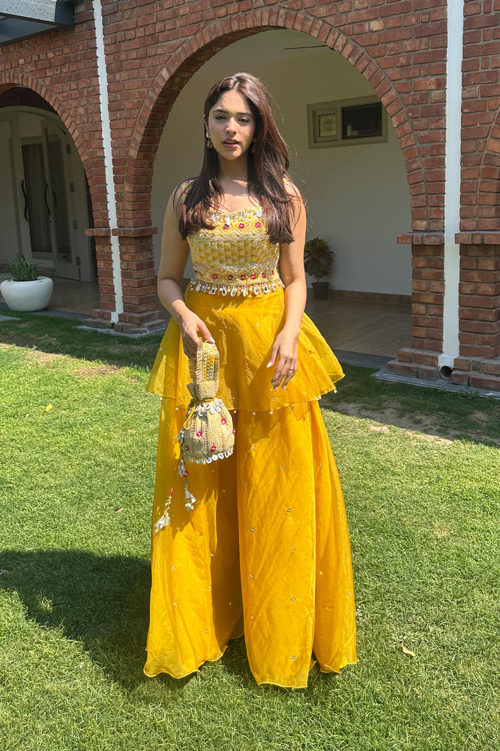 Priya Dora in Aj-kas-08 Kavina