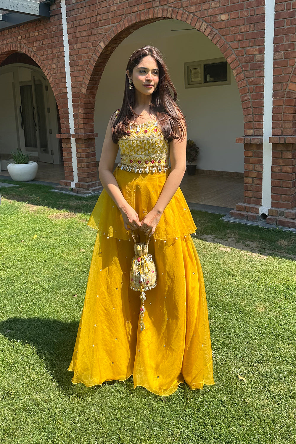 Priya Dora in Aj-kas-08 Kavina
