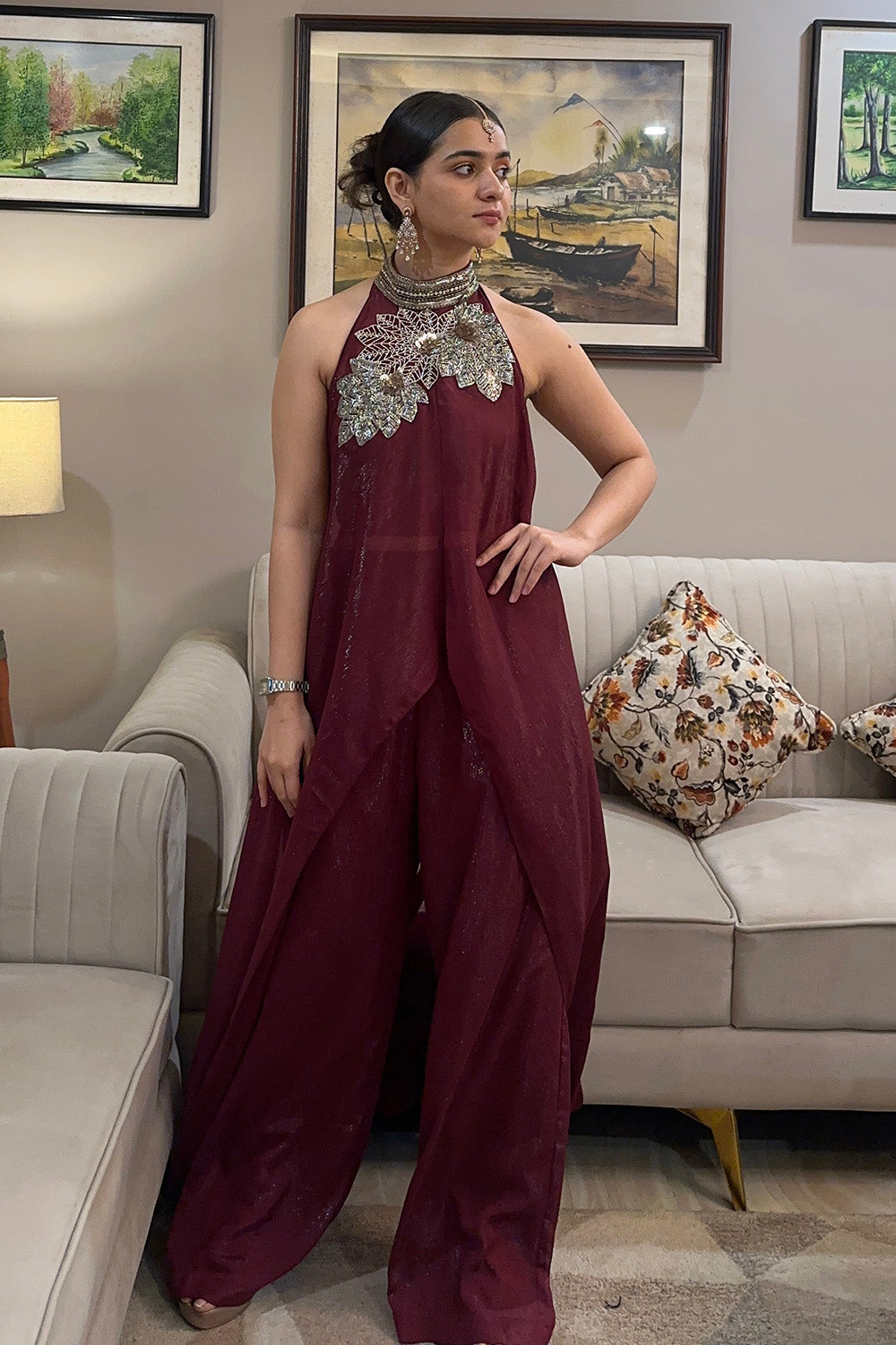 Pallavi Thakur In Myra Cape Set