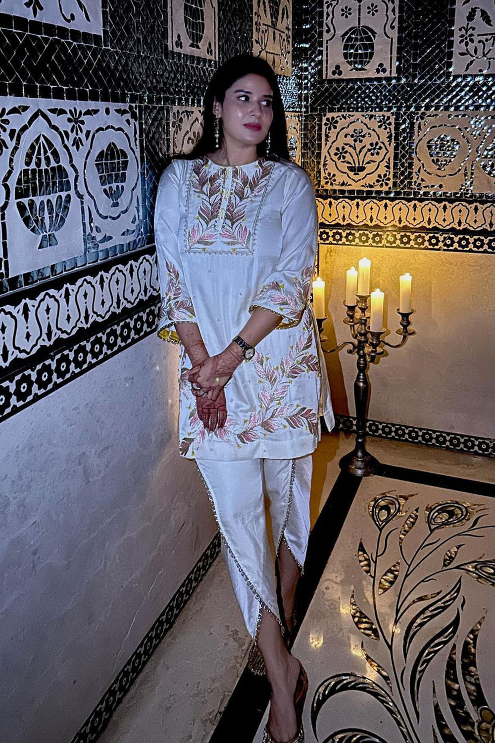 Tanya Hooda in Nazakat Ivory