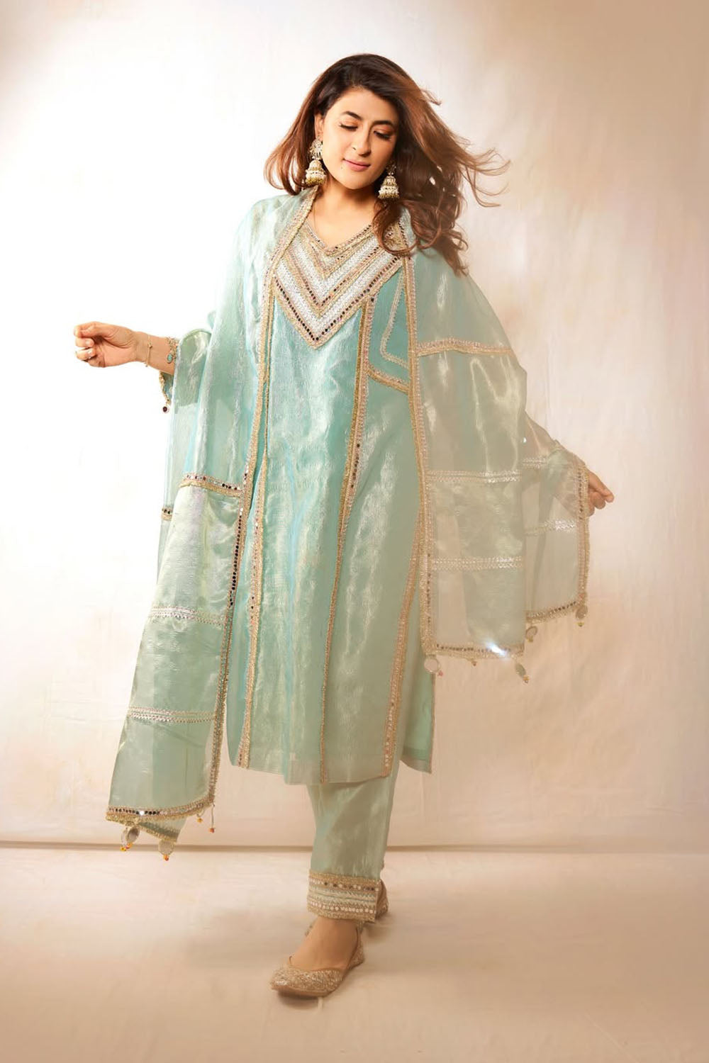 Tahira Kashyap in Sea Green Noor-E-Resham