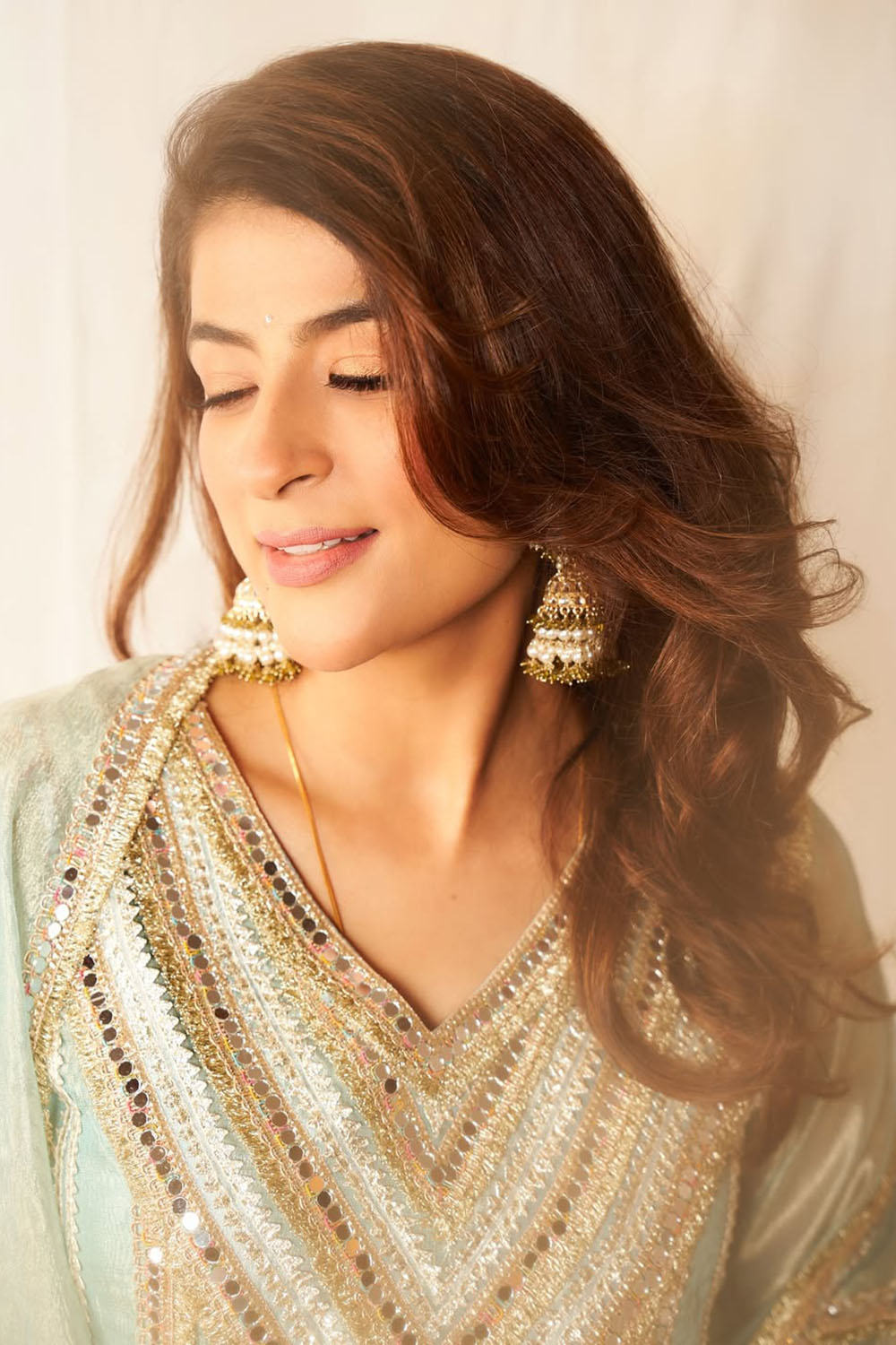 Tahira Kashyap in Sea Green Noor-E-Resham