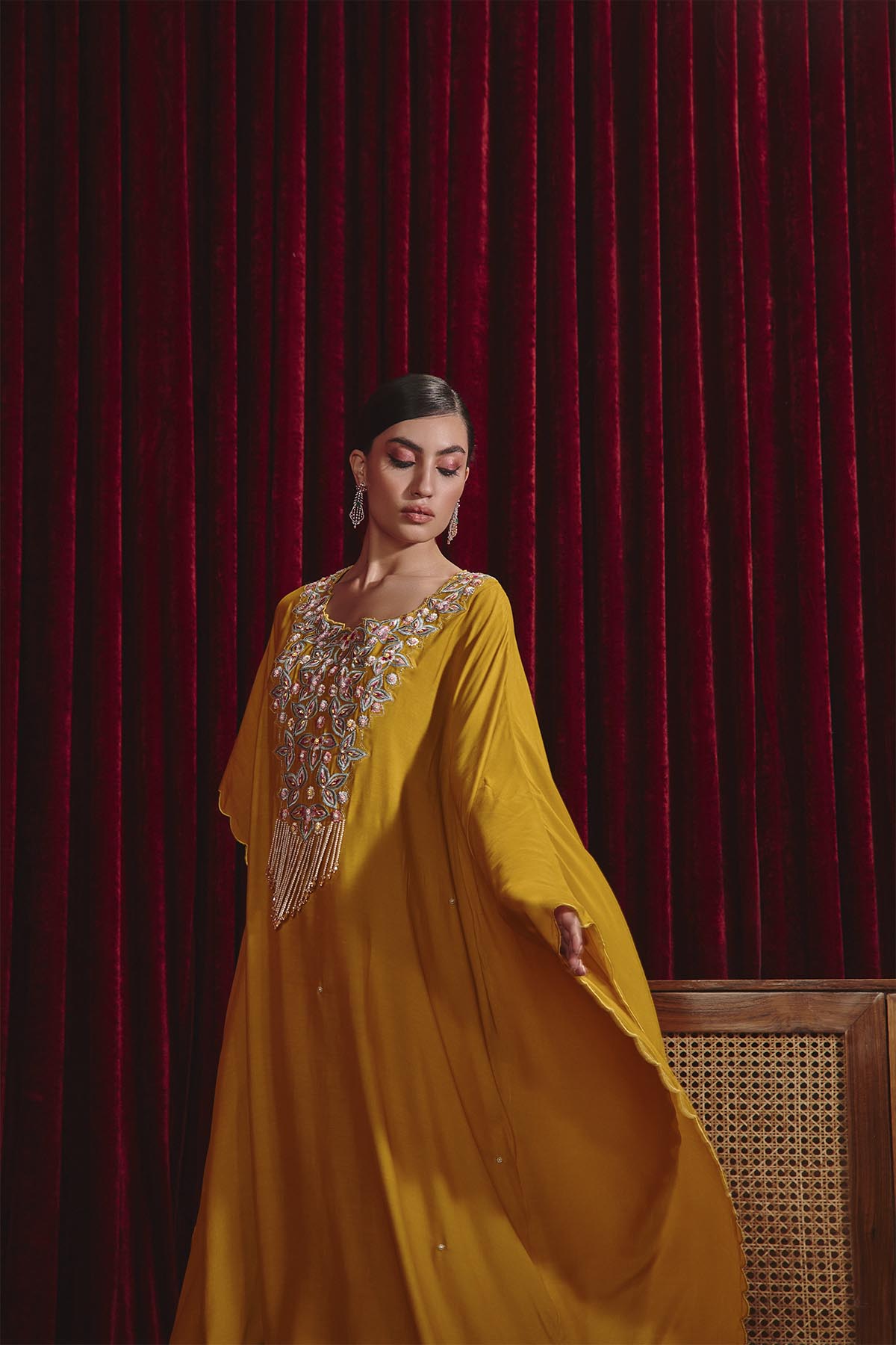 AMBAR - MUSTARD