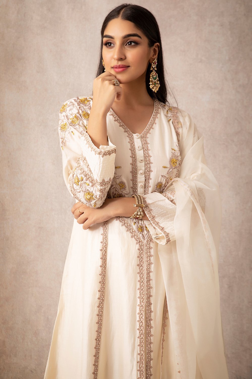 A Line Kurta Set - ajieshoberoi