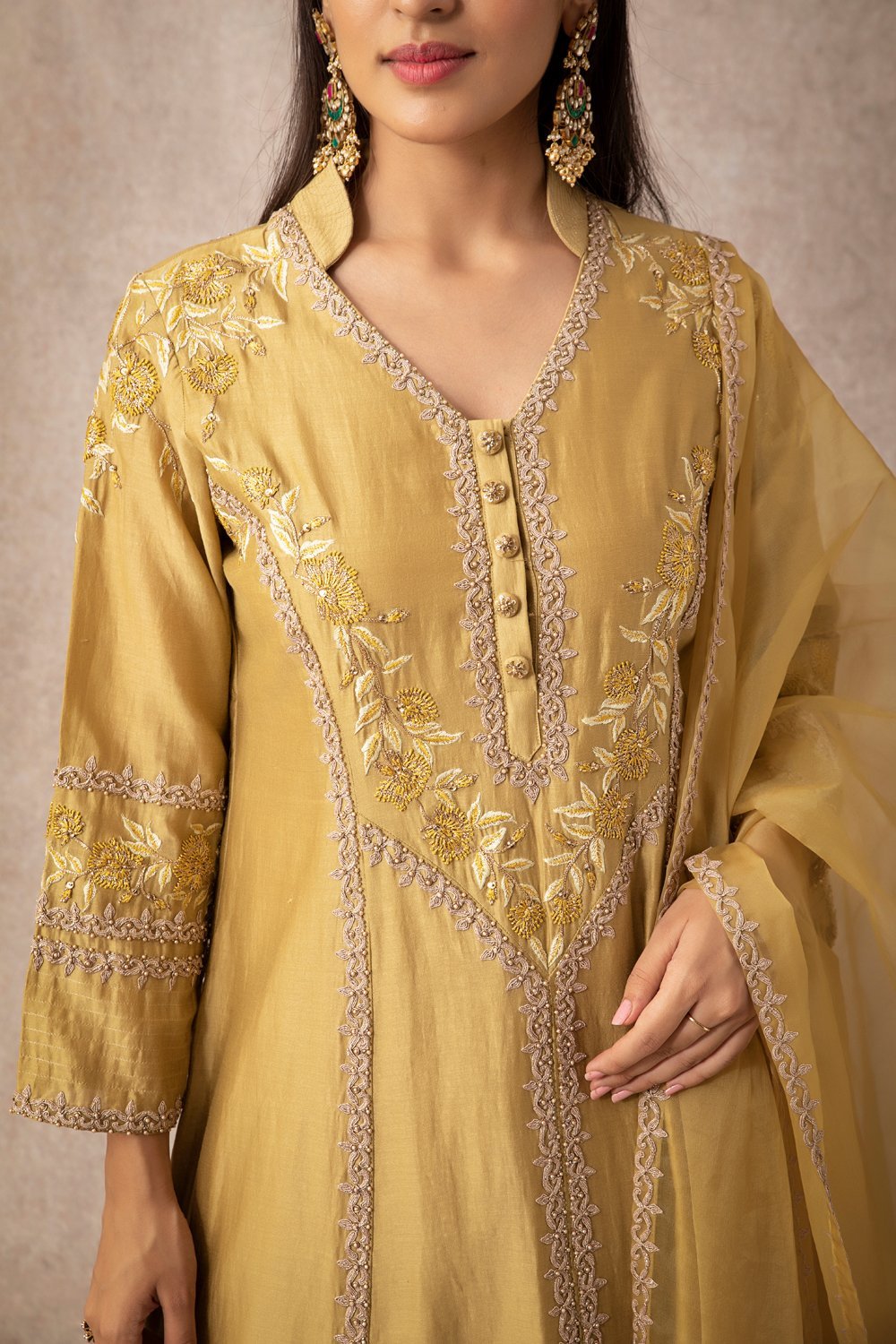 A Line Kurta Set - ajieshoberoi