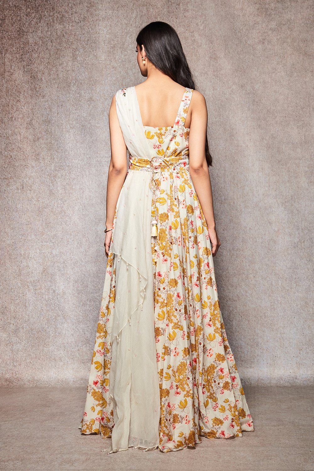 AMIRA - ajieshoberoi
