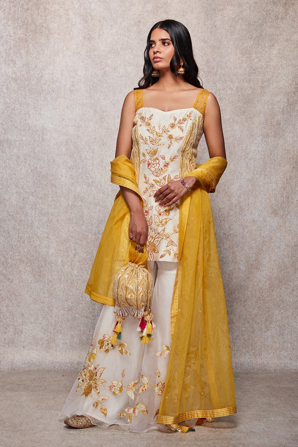 Basant - ajieshoberoi