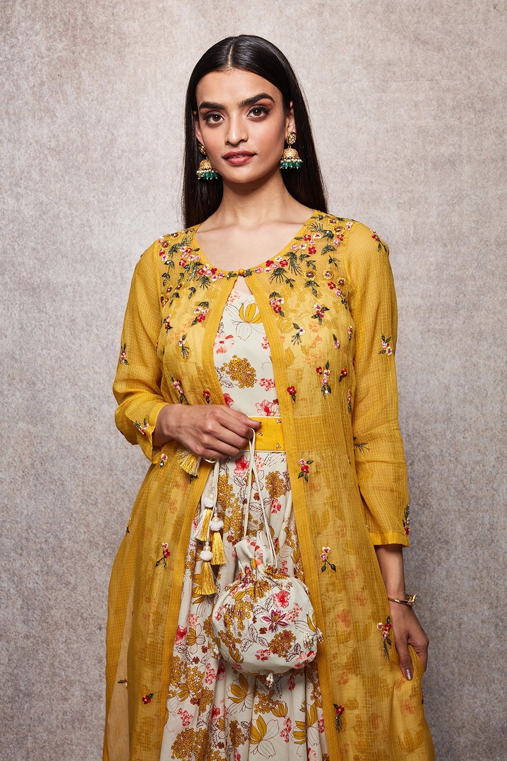 FARAH - ajieshoberoi