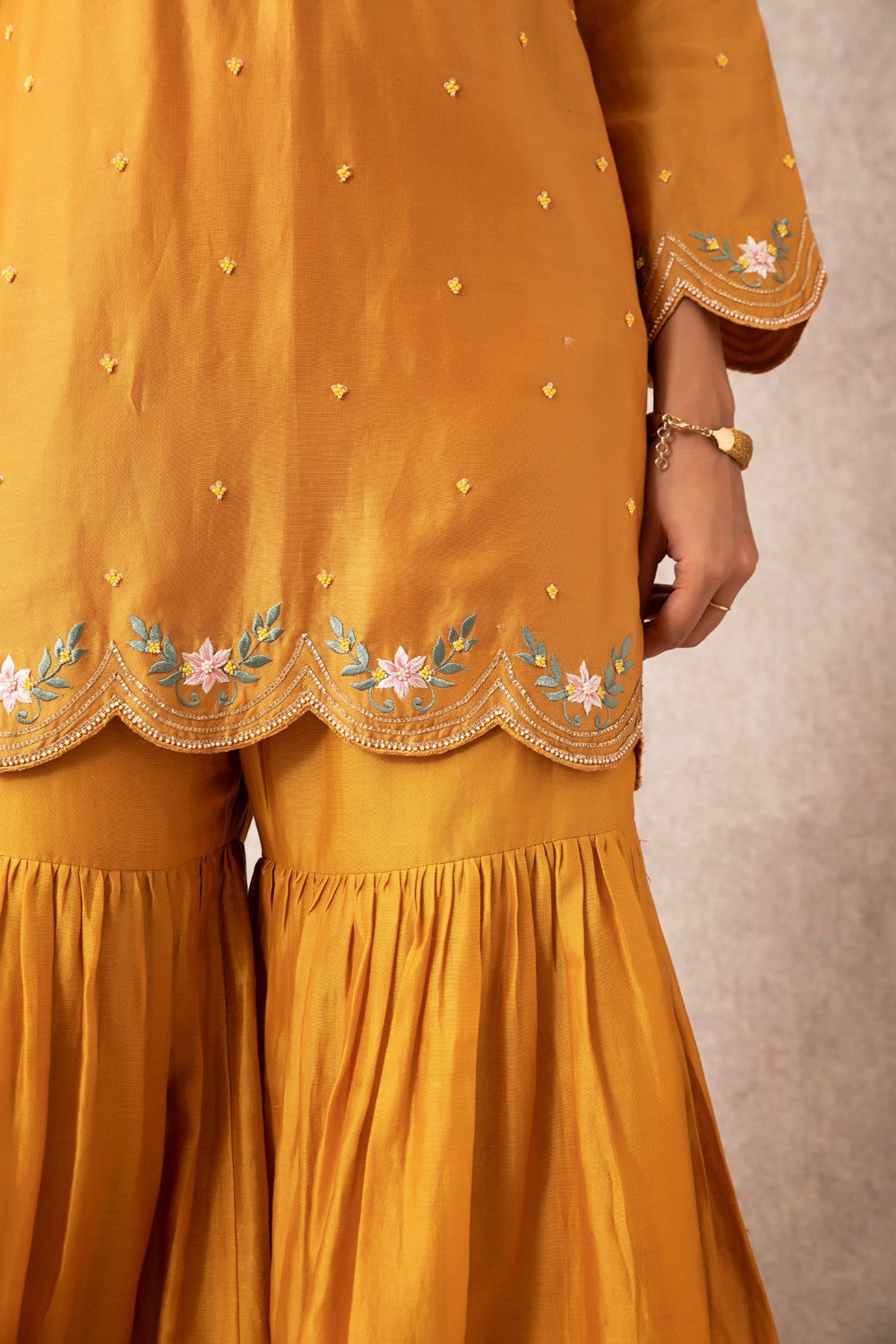 Mustard Short Scalloped Kurta Set - ajieshoberoi