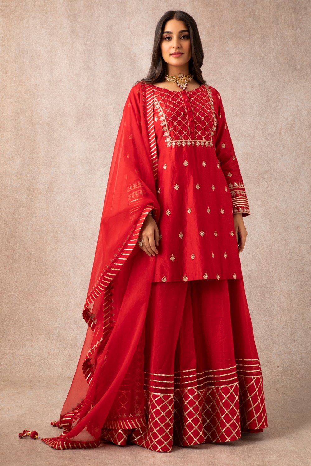 Red Short Kurta Set - ajieshoberoi