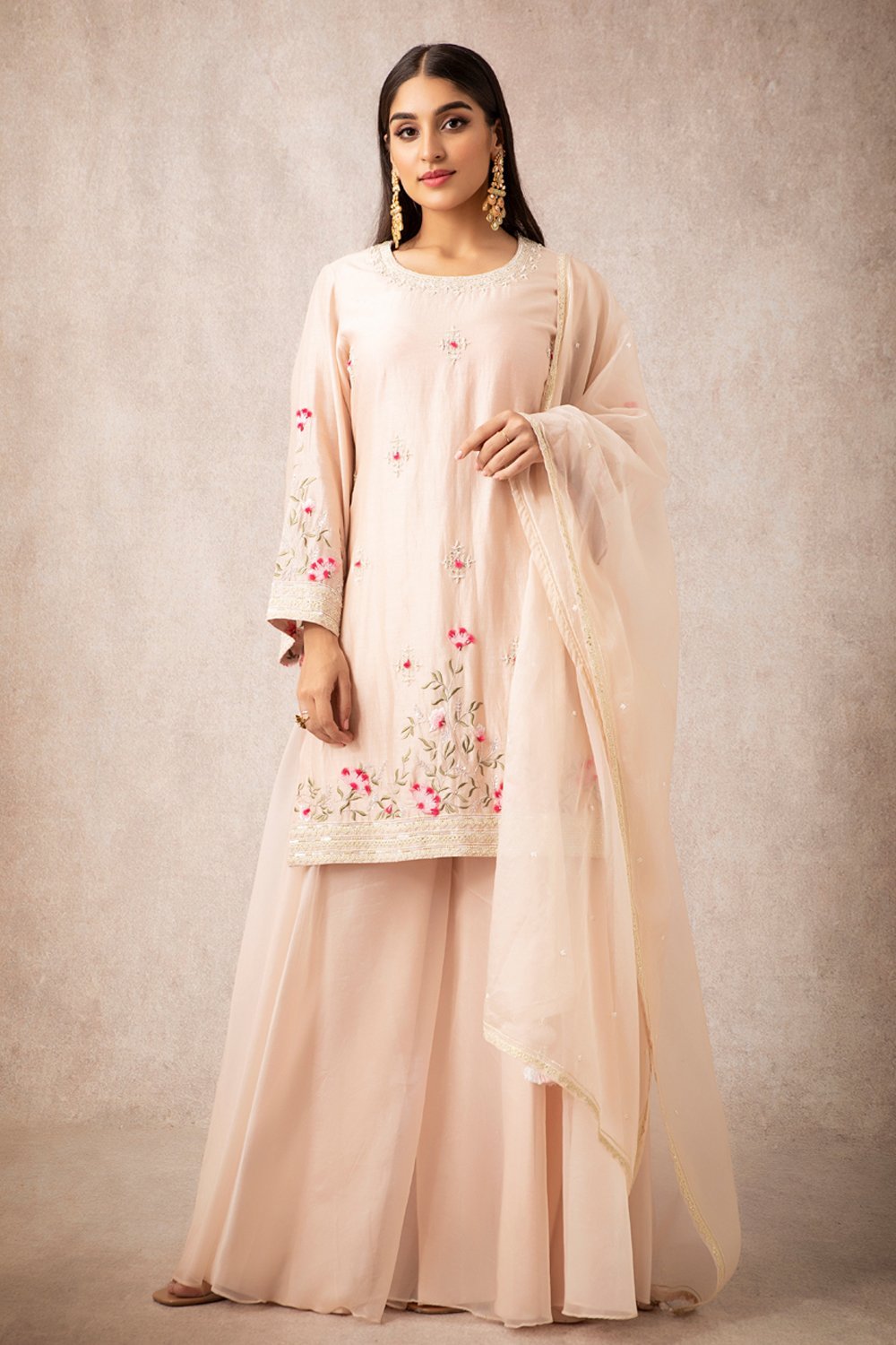 Salmon Short Kurta Set - ajieshoberoi