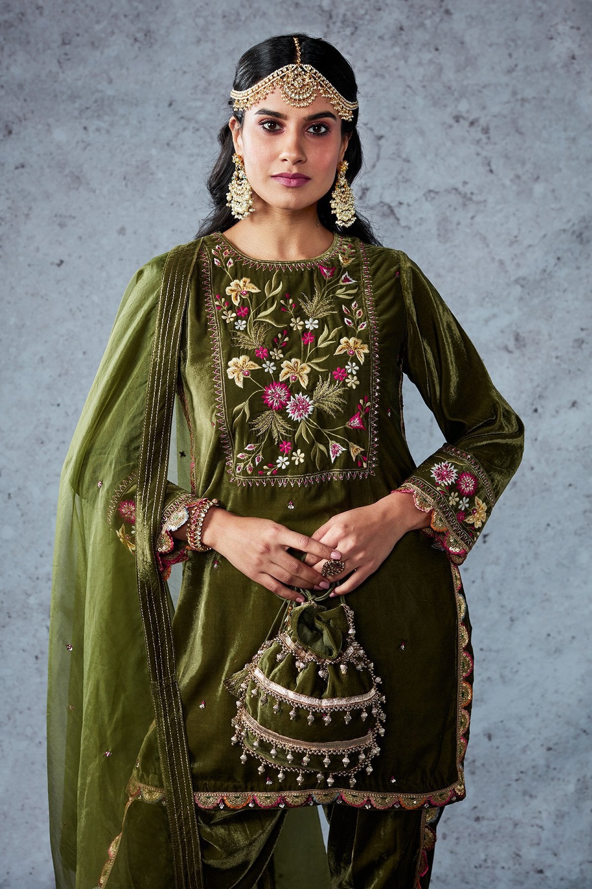 SHABNAM - ajieshoberoi