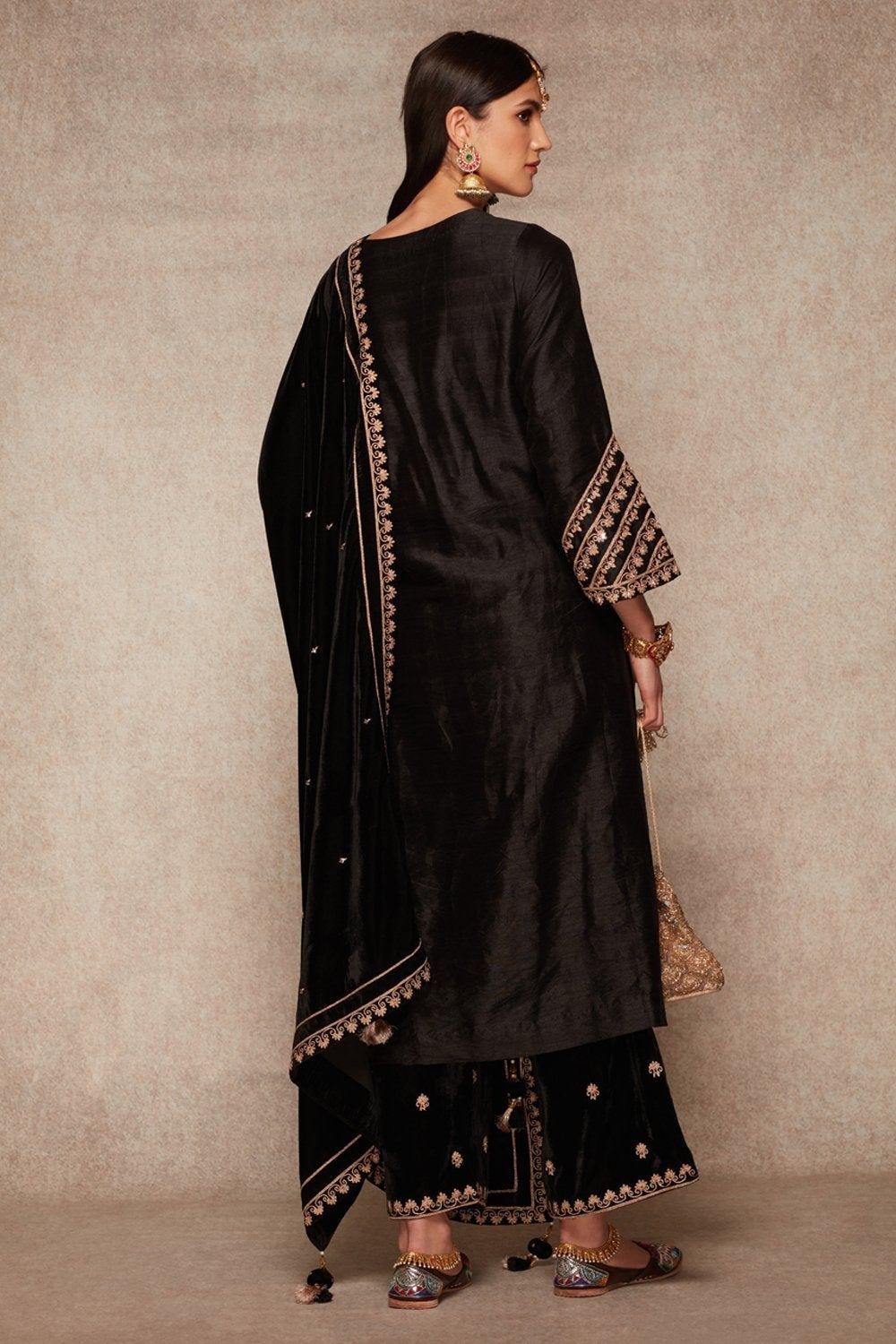 Wine Kurta Set - ajieshoberoi