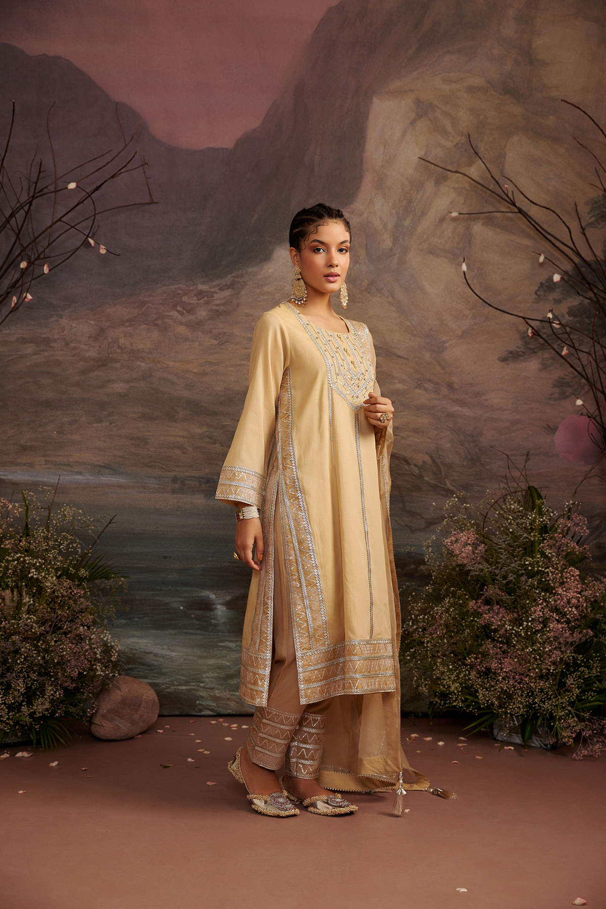 Dhaani - Honey Gold