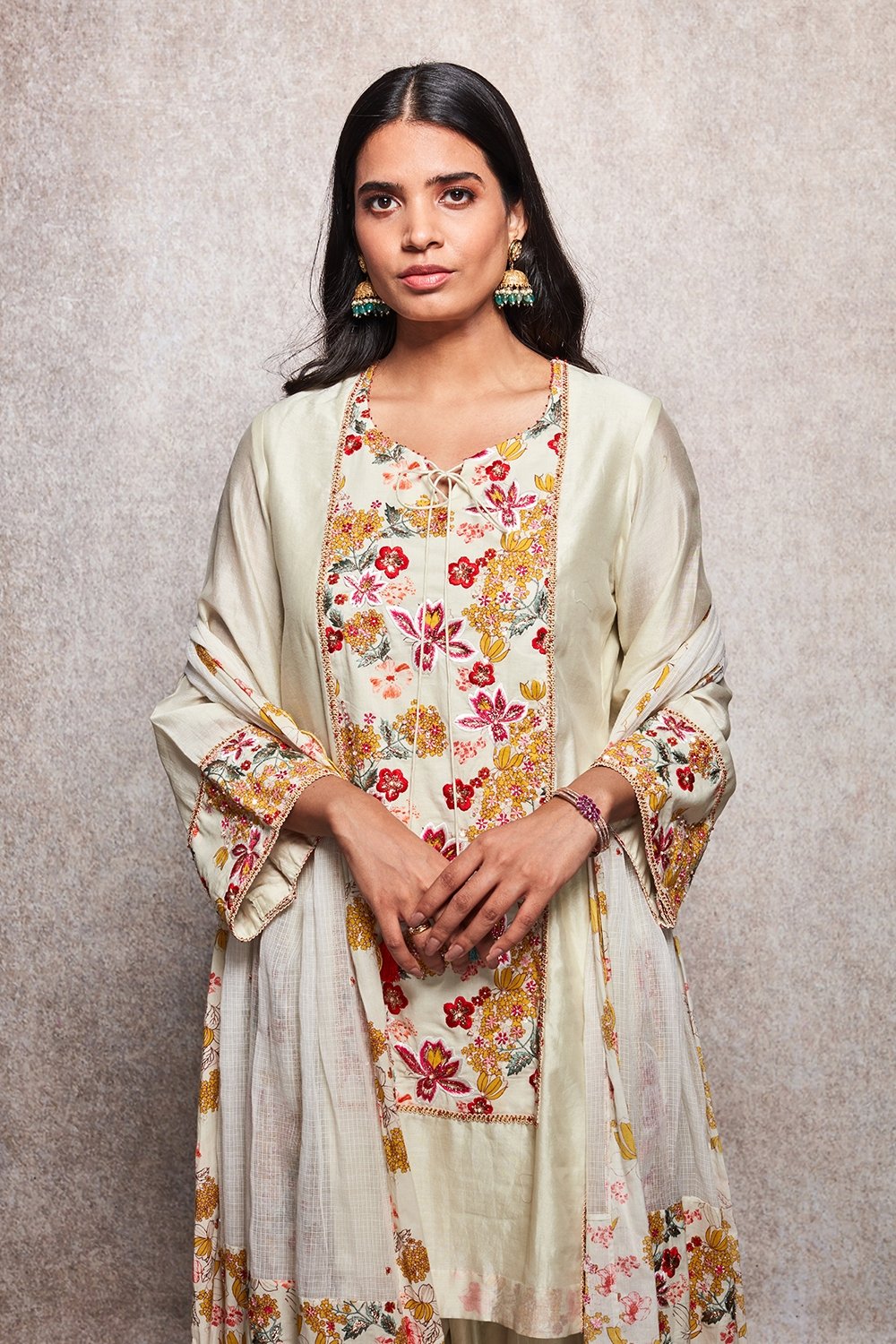 ZOYA - ajieshoberoi