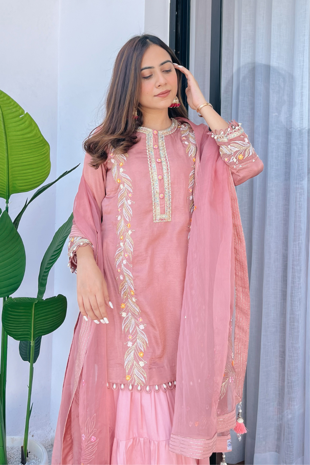 Arpita Gupta in KRITI OLD ROSE