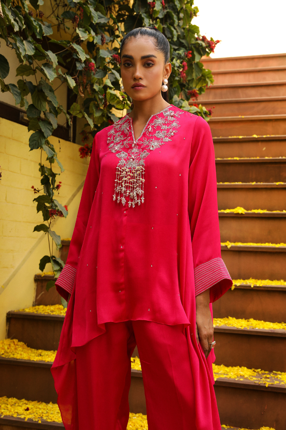 Jhilmil Cape Set