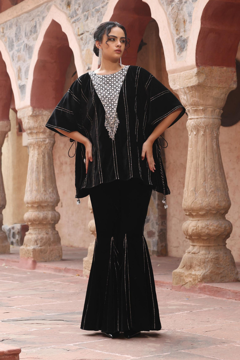 Black Kaftan Set