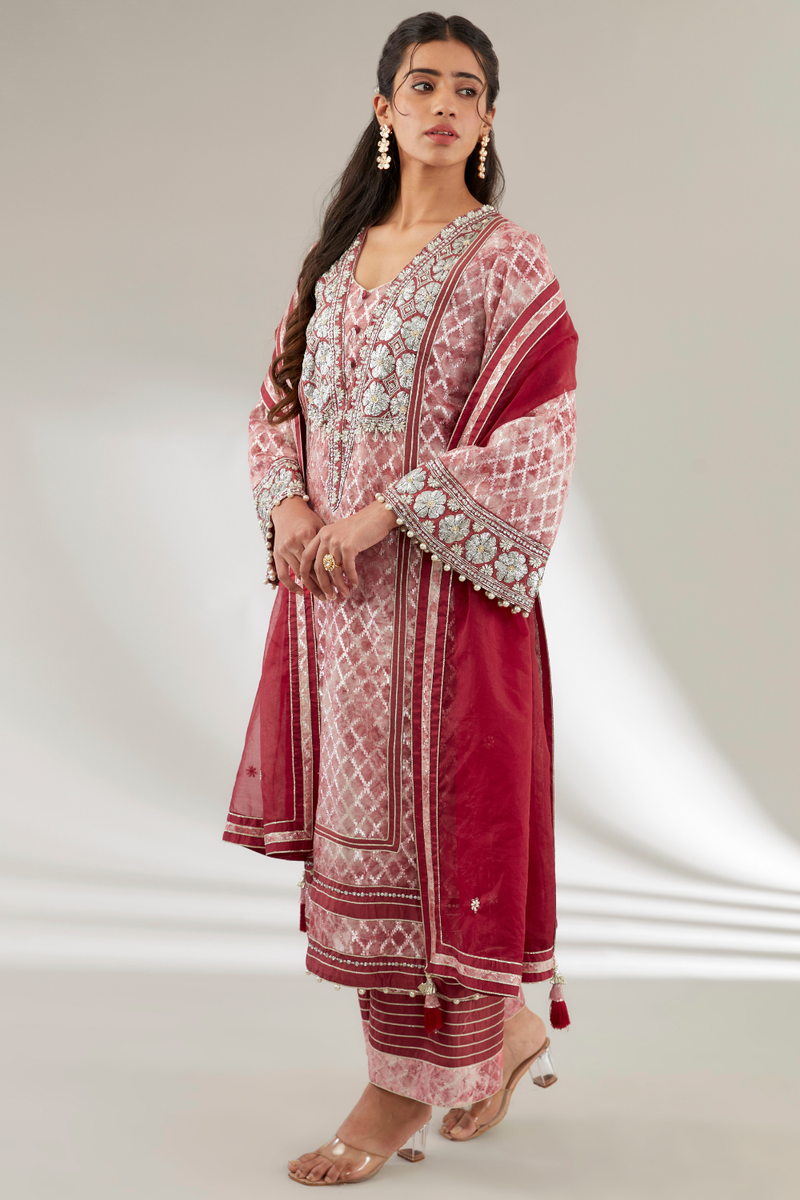 Sahana Suit Set