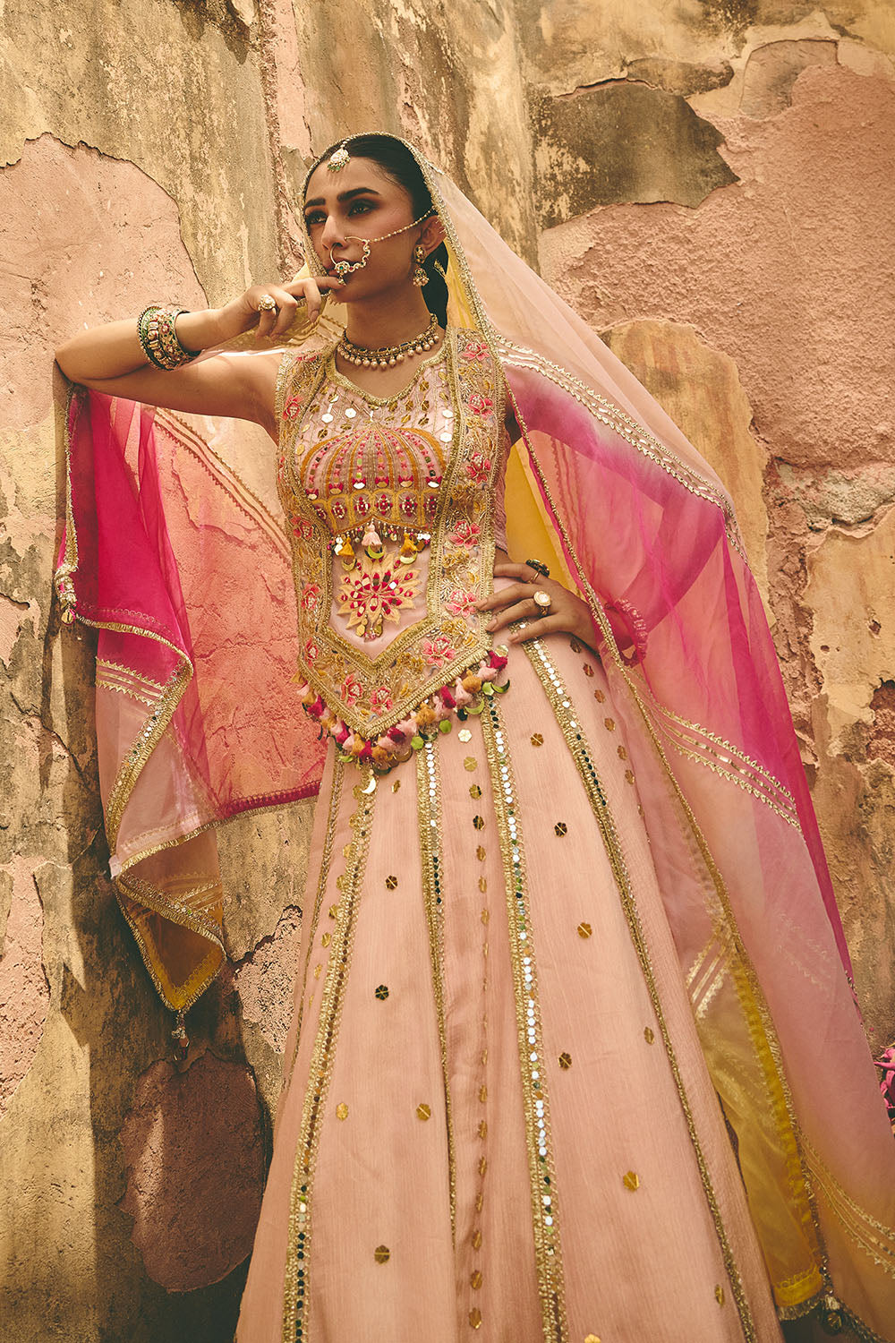GULABI SHAAN