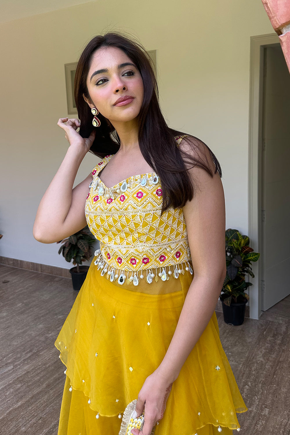 Priya Dora in Aj-kas-08 Kavina