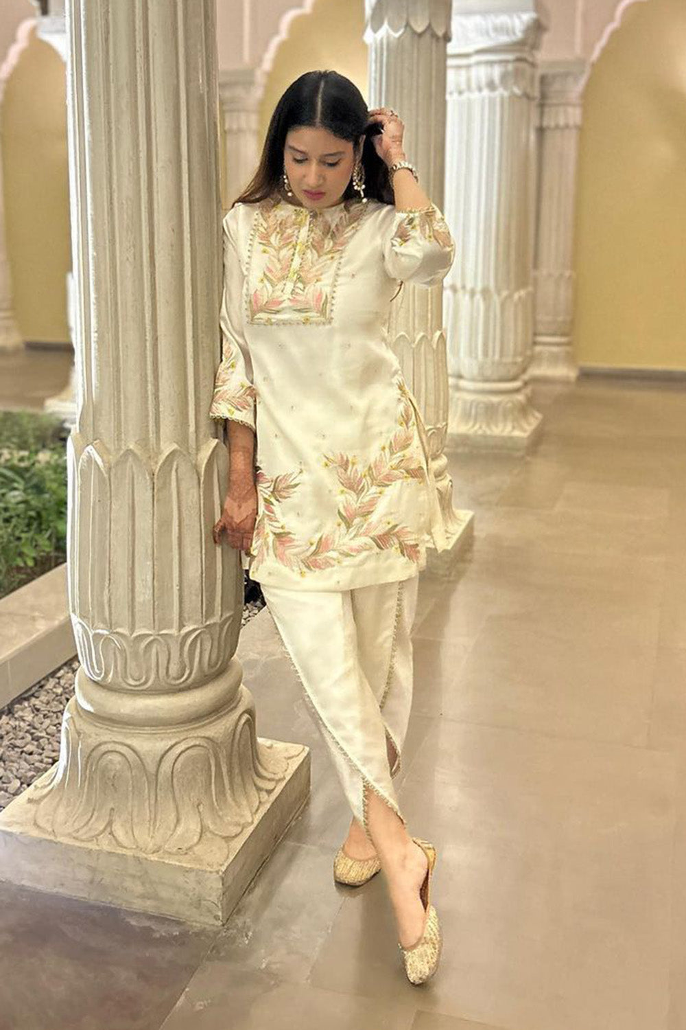 Tanya Hooda in Nazakat Ivory