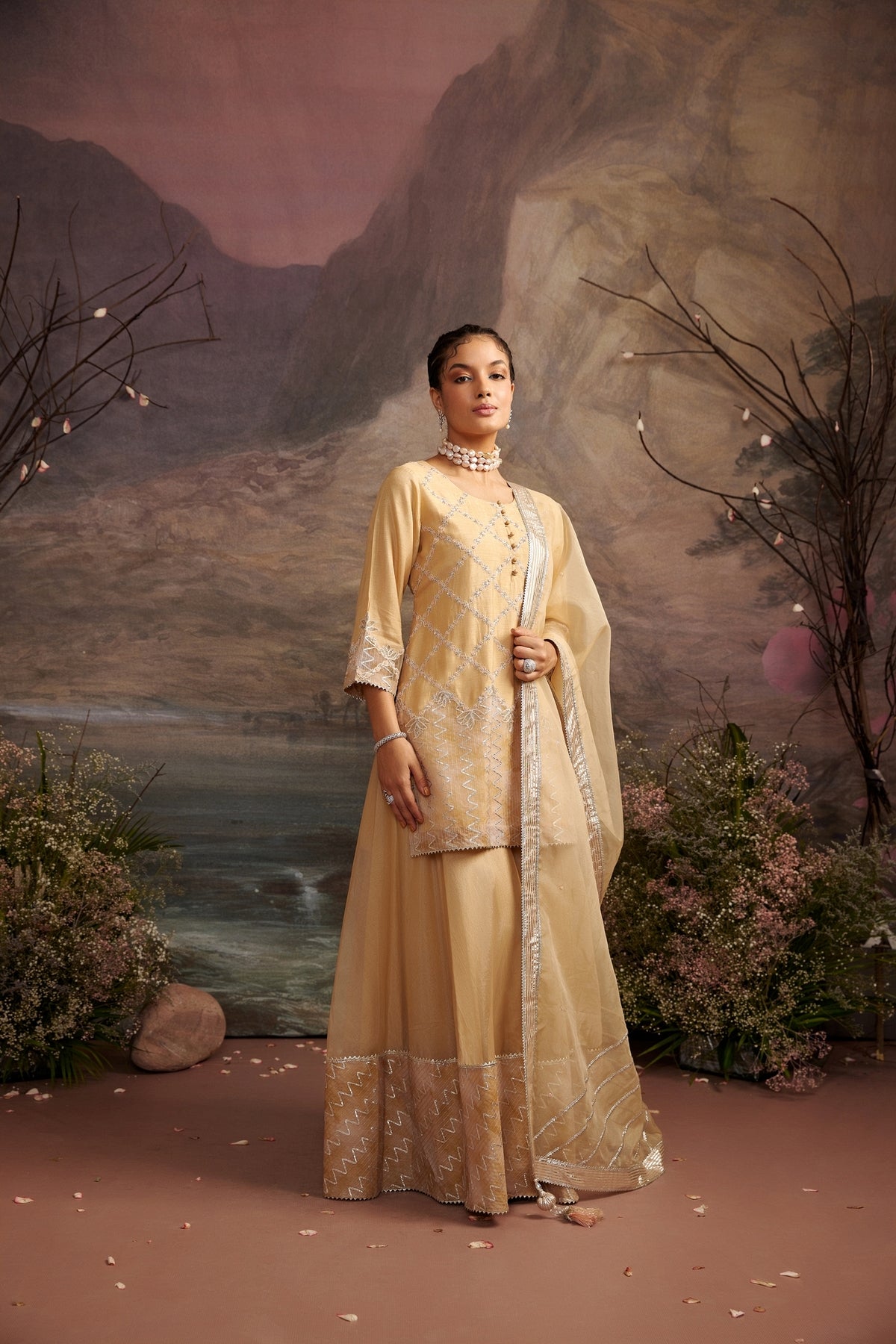 Nazuk - Honey Gold - RTS
