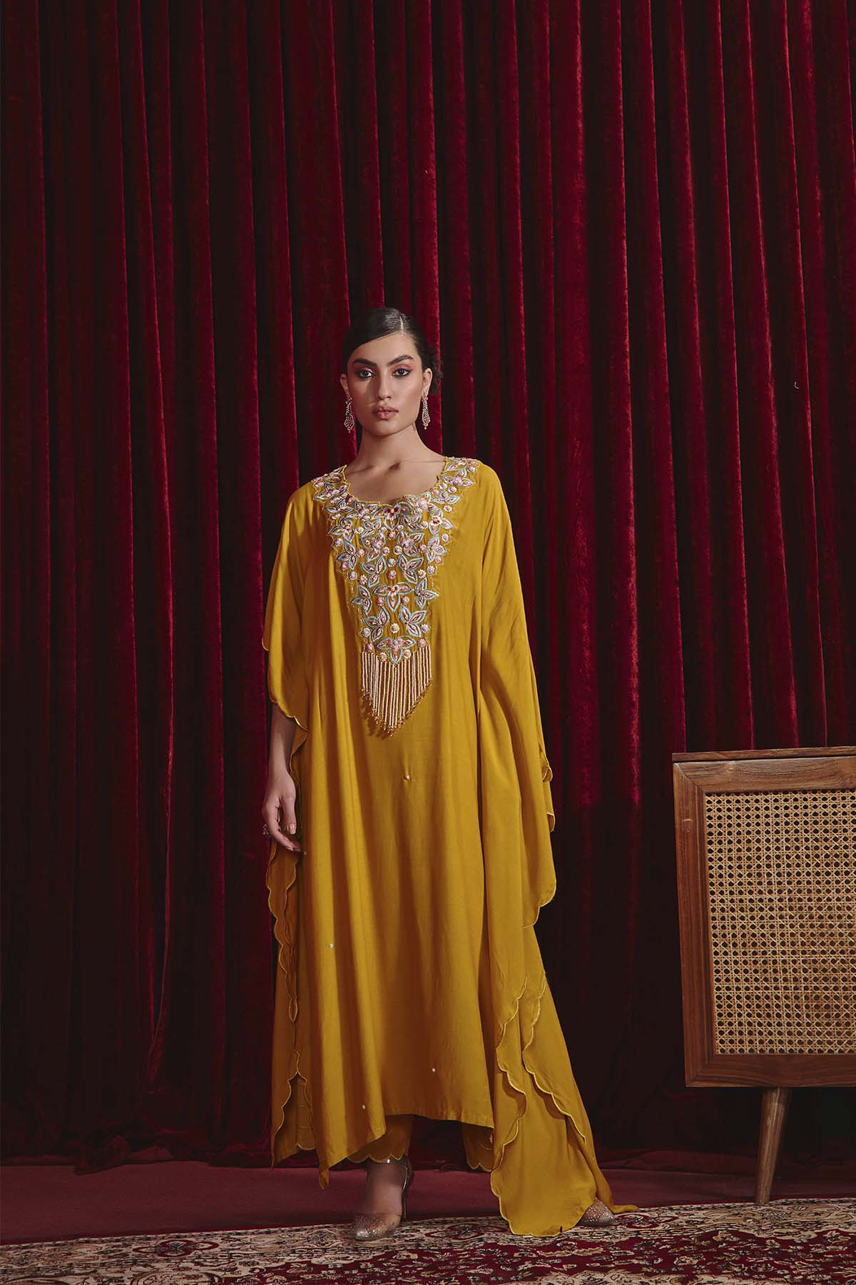 AMBAR - MUSTARD
