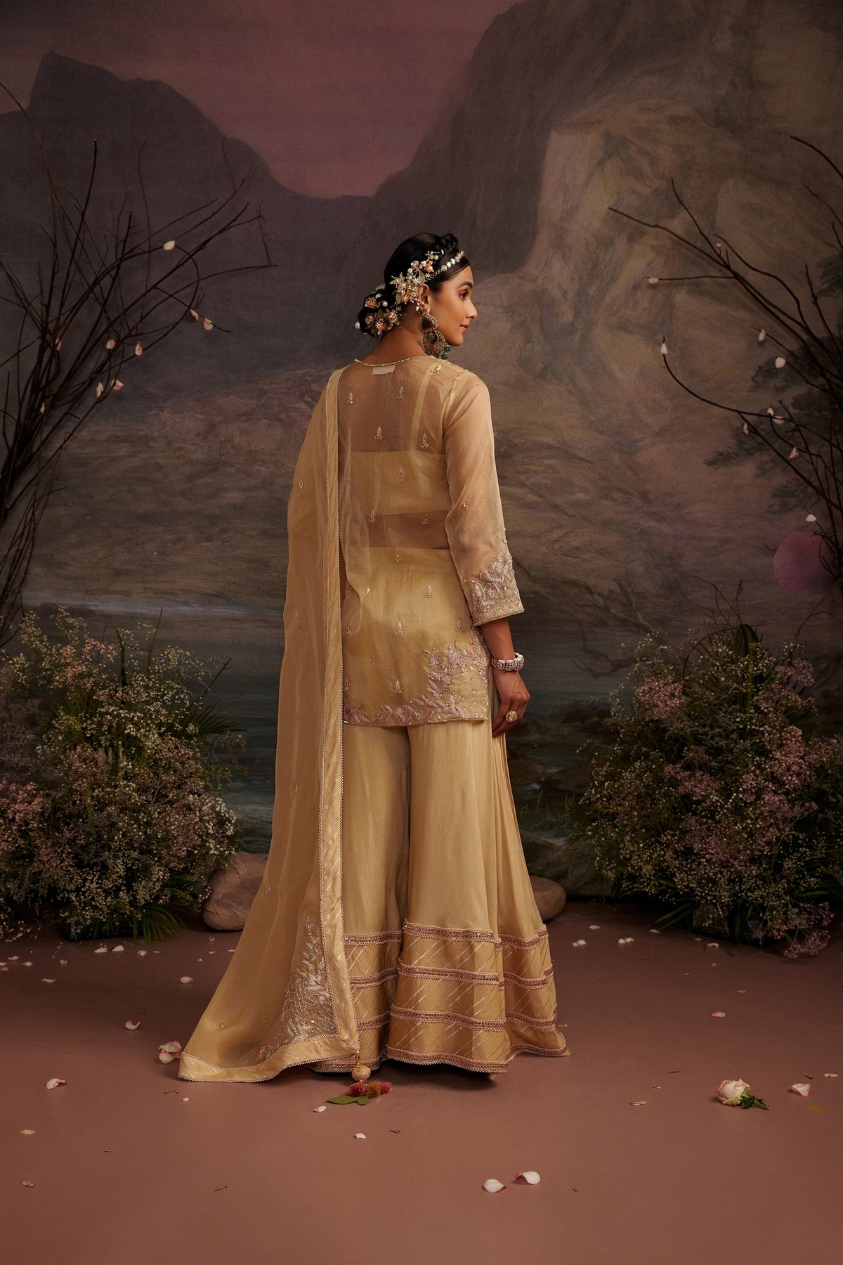 Rabiya - Honey Gold
