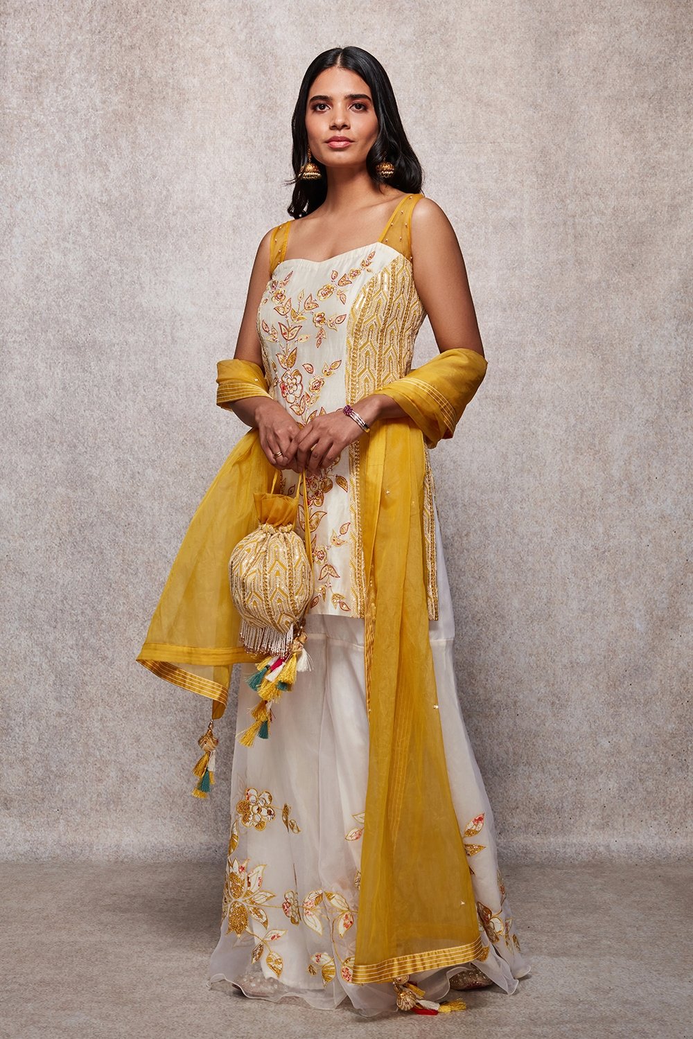 Basant - ajieshoberoi