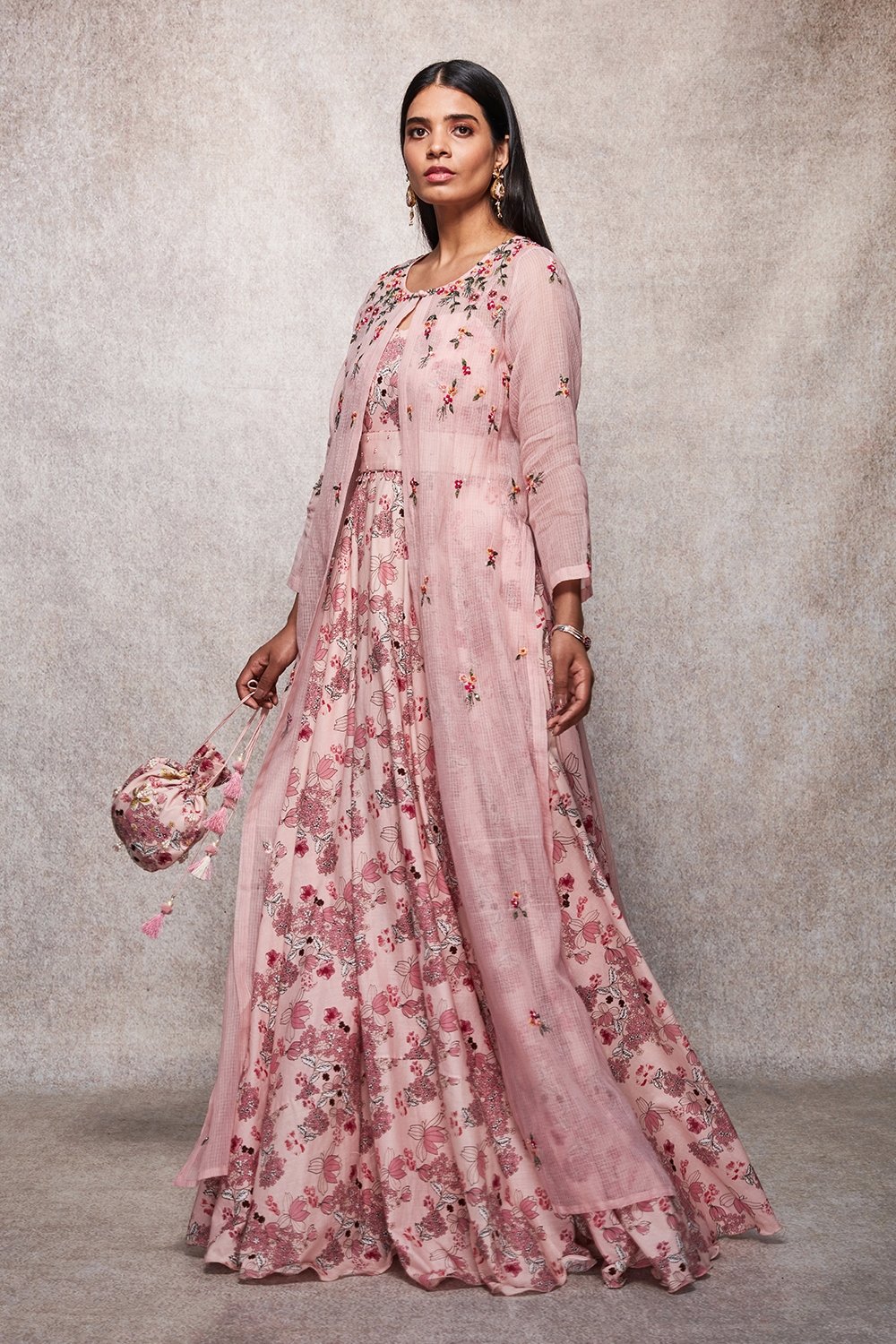 FARAH - ajieshoberoi