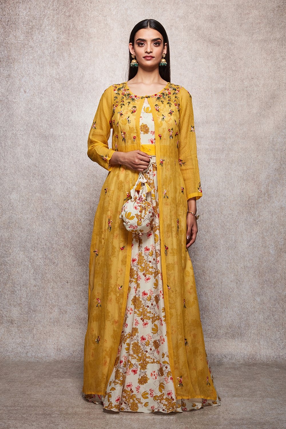 FARAH - ajieshoberoi
