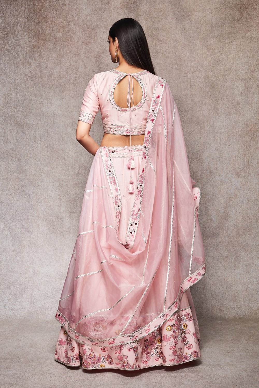 GULNAR - ajieshoberoi