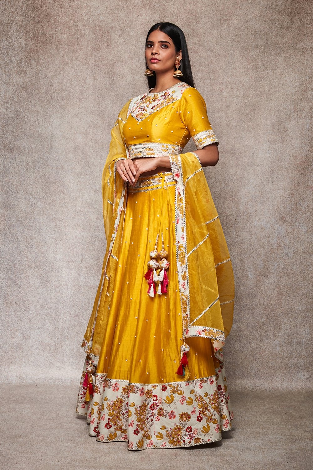 GULNAR - ajieshoberoi