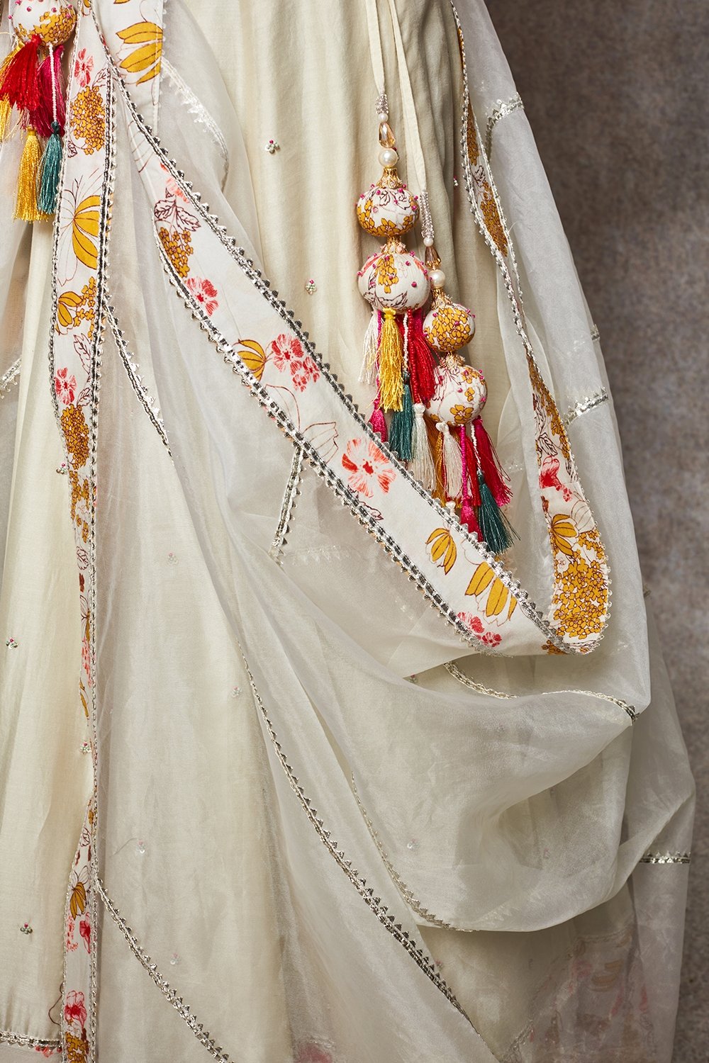 GULNAR - ajieshoberoi
