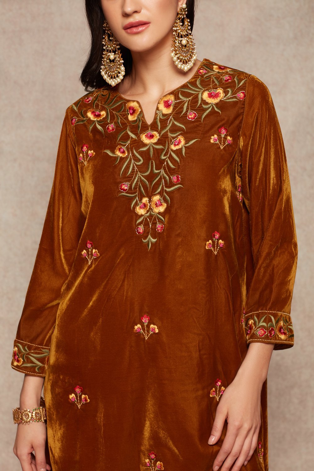 Honey Gold Kurta And Salwar Set - ajieshoberoi