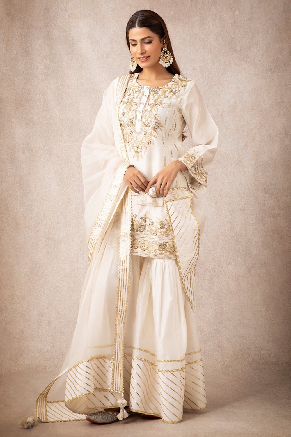 Ivory Short Kurta Set - ajieshoberoi