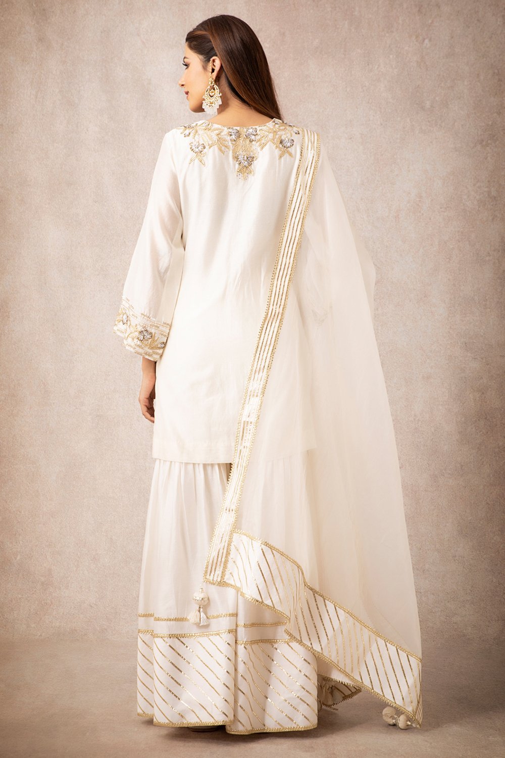 Ivory Short Kurta Set - ajieshoberoi