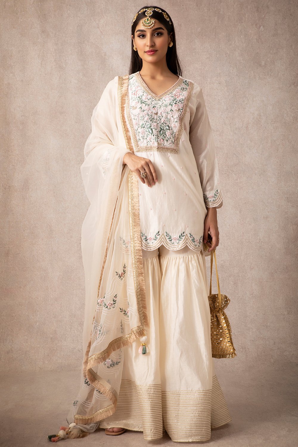Ivory Short Scalloped Kurta Set - ajieshoberoi