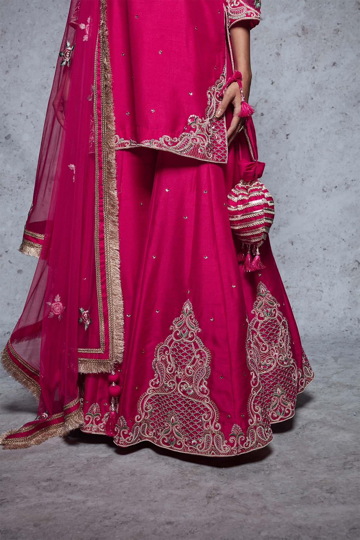 Mumtaz - Rani Pink - ajieshoberoi