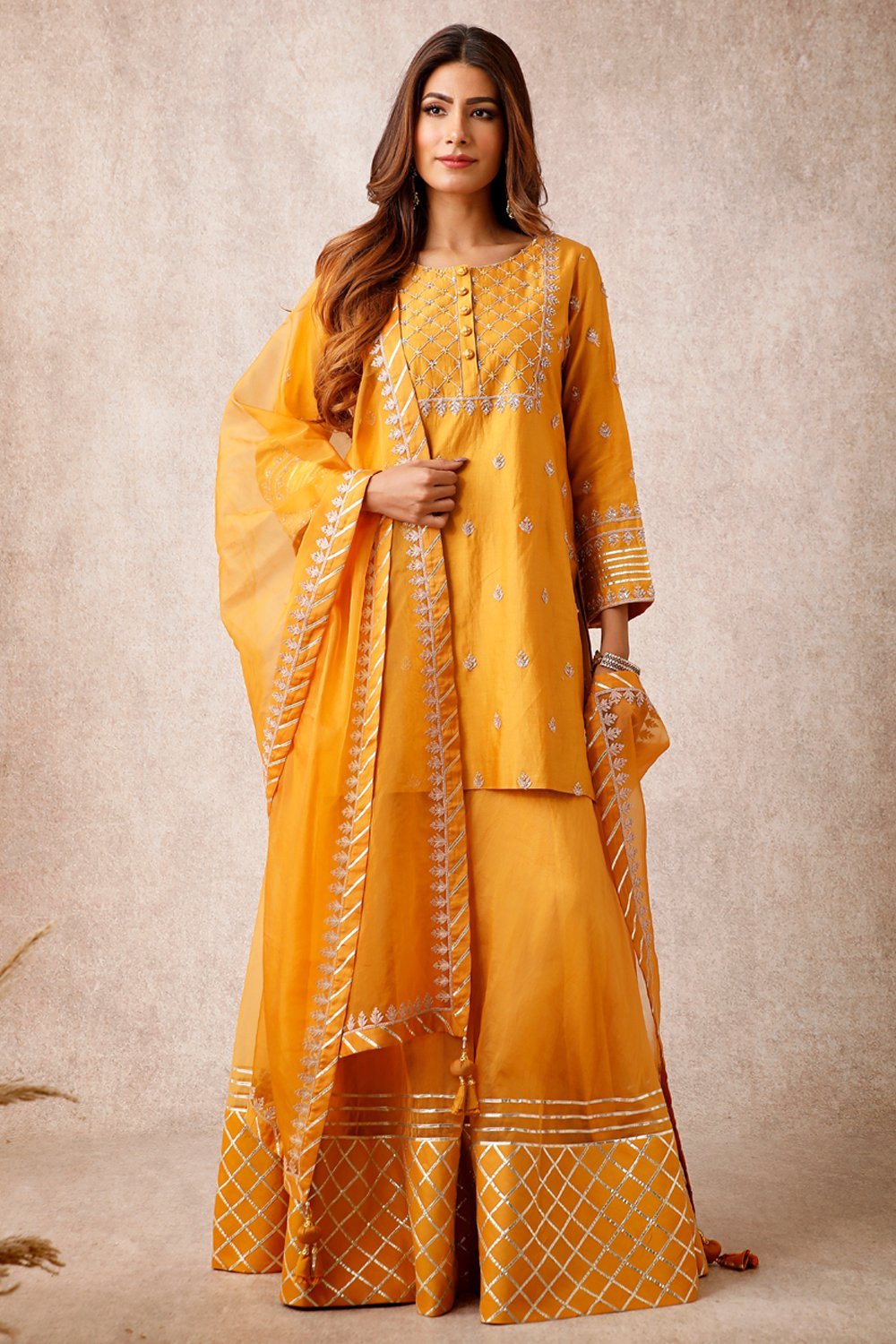 Mustard Short Kurta Set - ajieshoberoi
