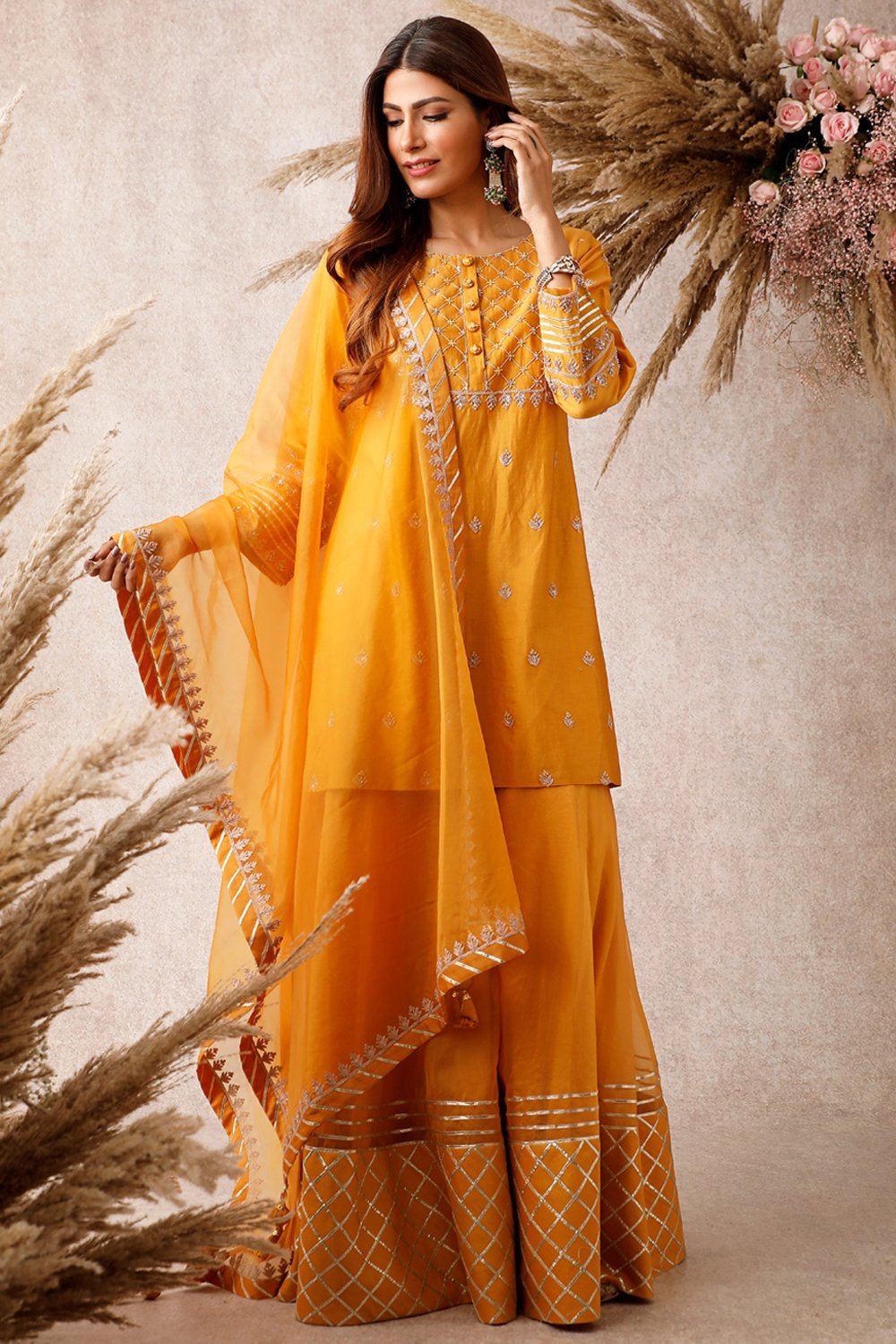 Mustard Short Kurta Set - ajieshoberoi