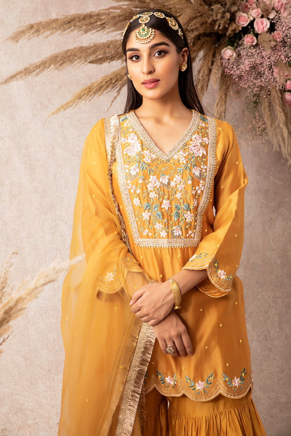 Mustard Short Scalloped Kurta Set - ajieshoberoi