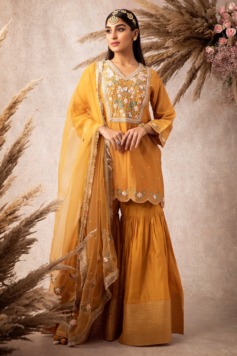 Mustard Short Scalloped Kurta Set - ajieshoberoi