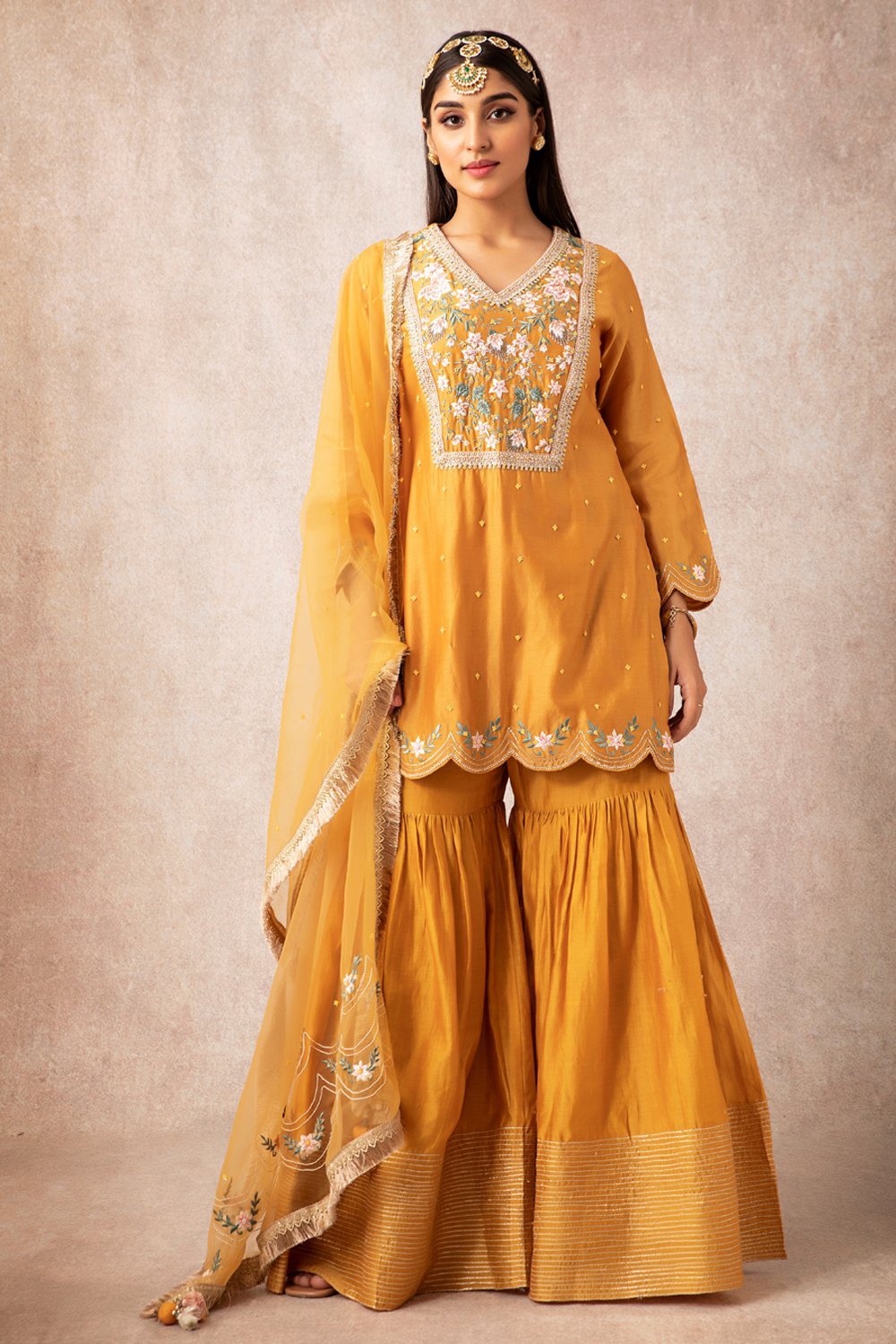Mustard Short Scalloped Kurta Set - ajieshoberoi