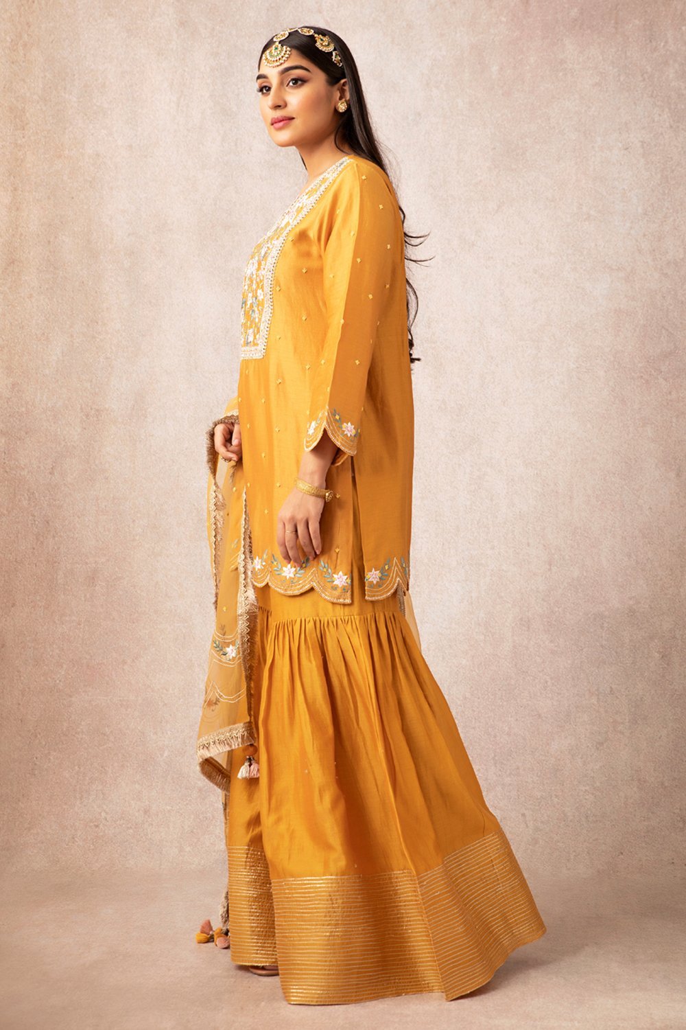 Mustard Short Scalloped Kurta Set - ajieshoberoi