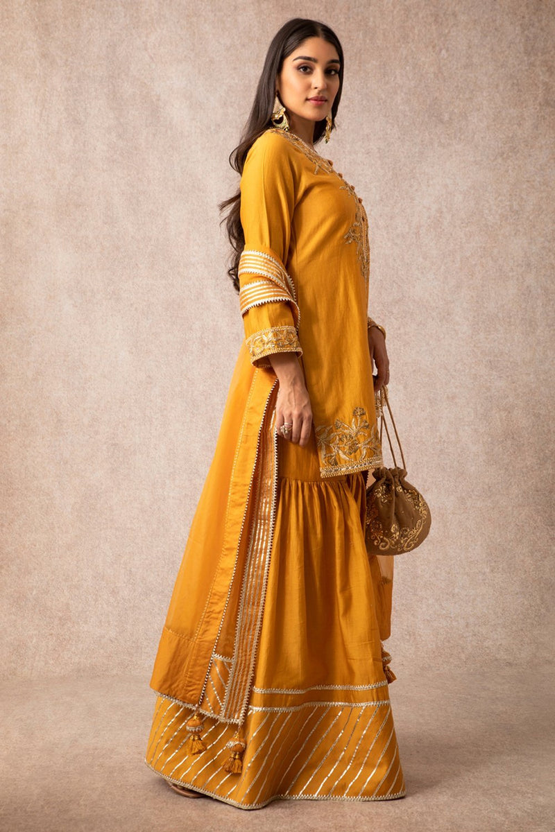 Mustard Short Scalloped Kurta Set - ajieshoberoi