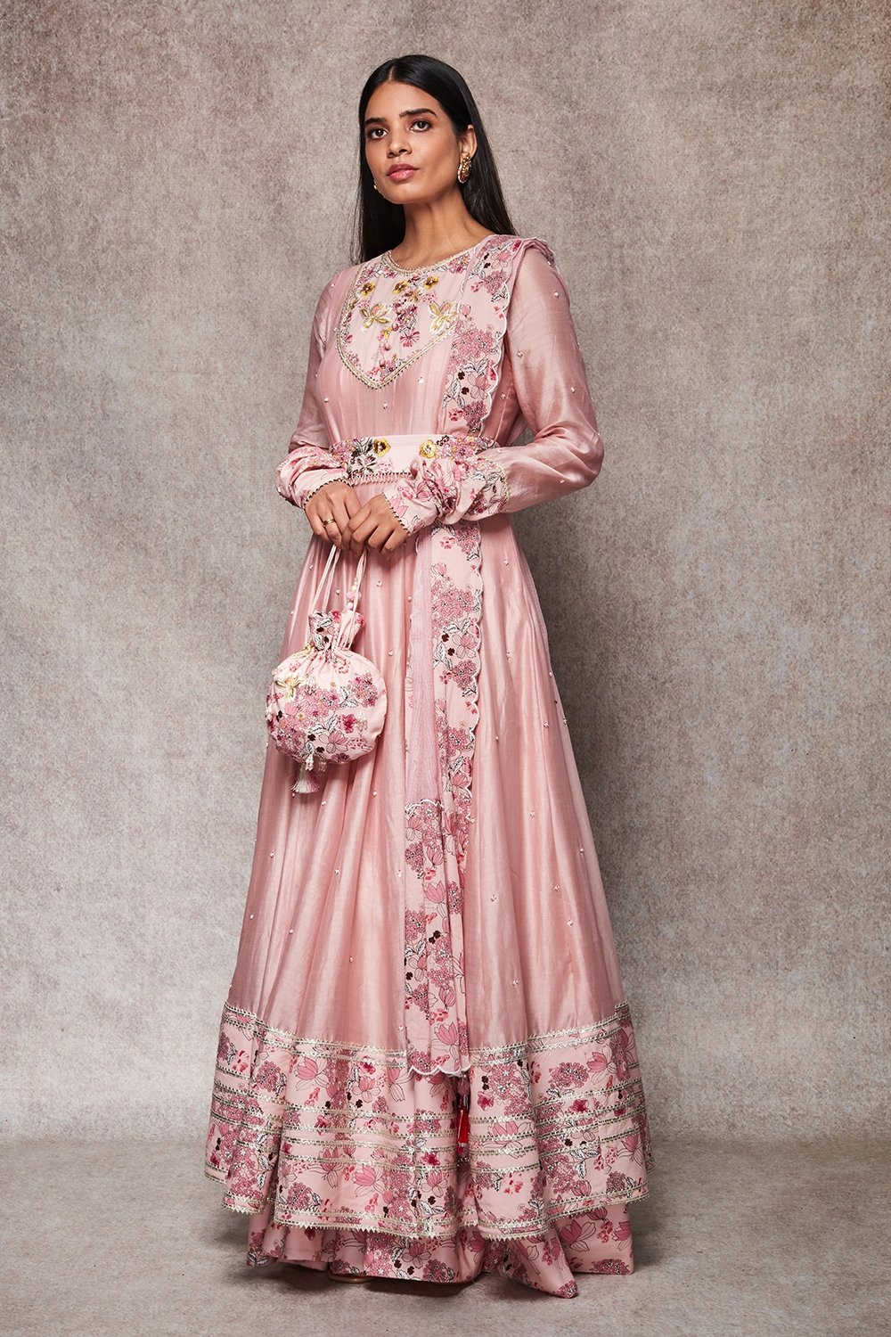 NAAZ - ajieshoberoi