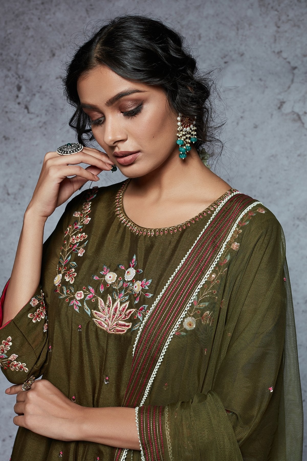 Nargis - Olive - ajieshoberoi